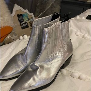 Steve Madden Silver booties size 10